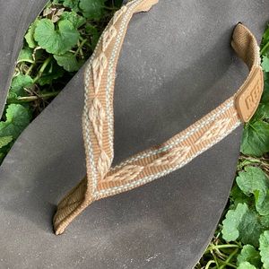 Reef Sandels with Cushion Soles - Size 8 - Flip Flops